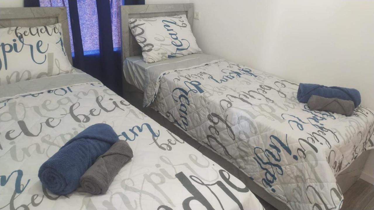 Апартаменты אצל דוד בכפר Kfar Gidon Экстерьер фото